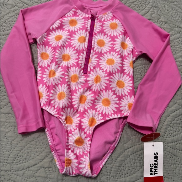 Epic Threads Pink Daisy Kids Rashguard - Picture 1 of 3